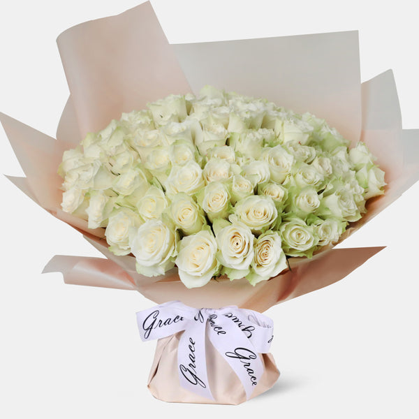 100/101 White Roses Bouquet