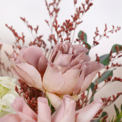 Latte Petal Elegance Bouquet