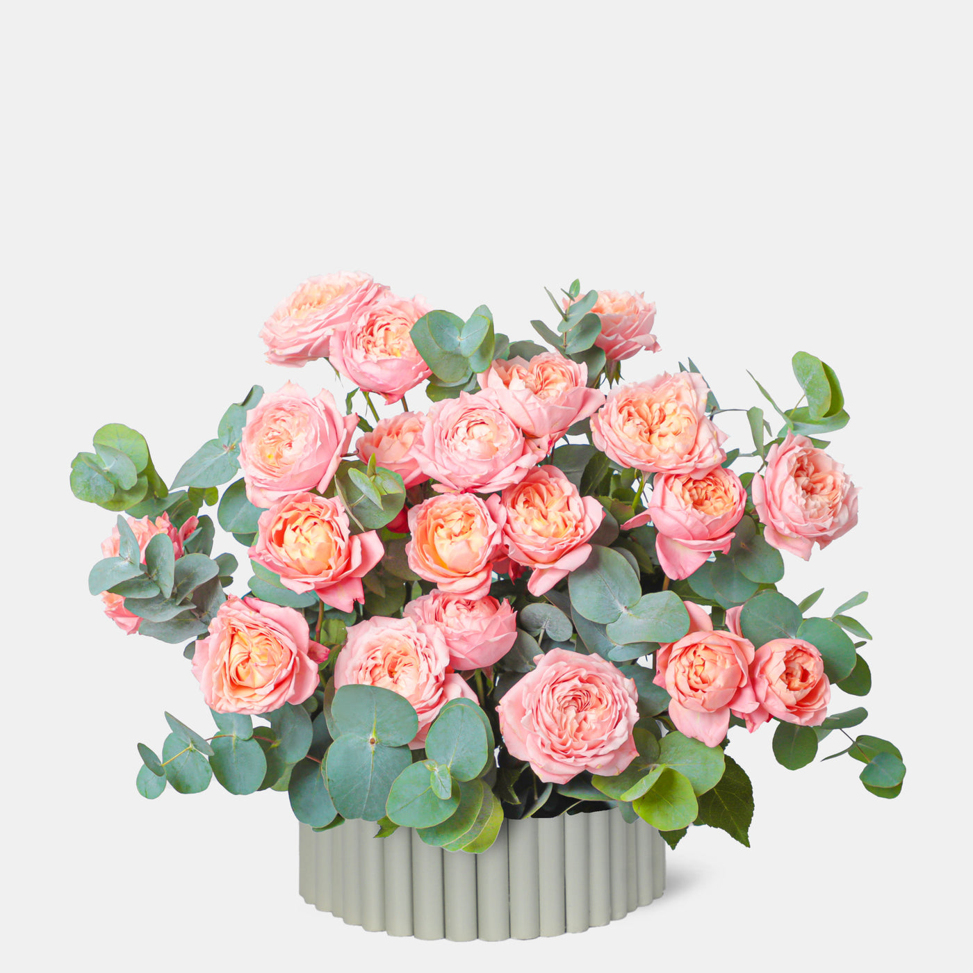 Juliet Peach Spray Roses in Wooden Vase